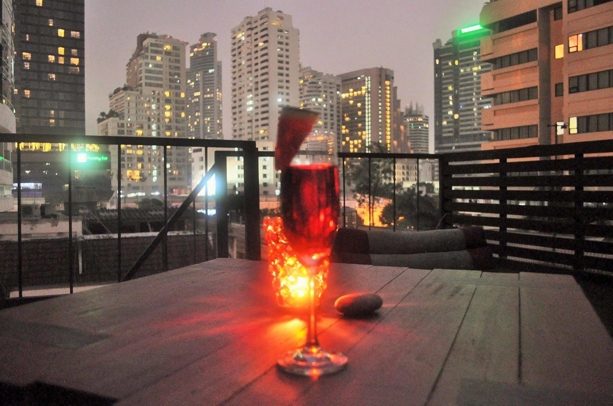 Seven Hotel Bangkok Ngoại thất bức ảnh